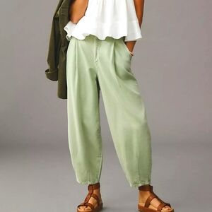 Anthropologie Pilcro The Breaker Mid Rise Tapered Jeans